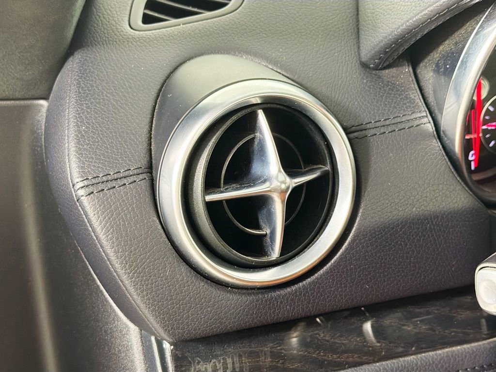 Used 2019 Mercedes-Benz SL 450 image 10