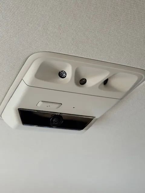 Used 2024 Kia Carnival EX image 34