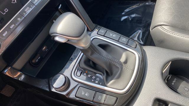 Certified 2024 Kia Seltos SX w/ SX Sunroof Package AWD/4WD image 20