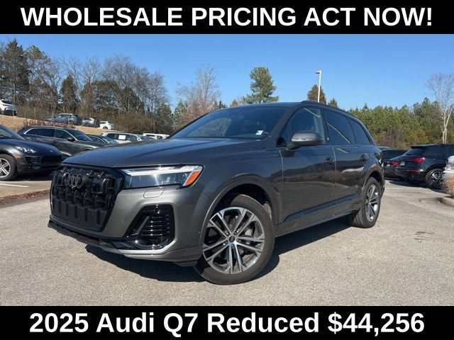 Used 2025 Audi Q7 2.0T Premium w/ Convenience Plus Package