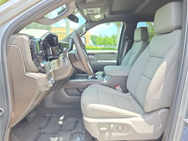 New 2026 GMC Sierra 3500 SLT w/ SLT Convenience Package AWD/4WD image 16
