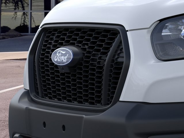 New 2026 Ford Transit 250 Low Roof RWD image 17