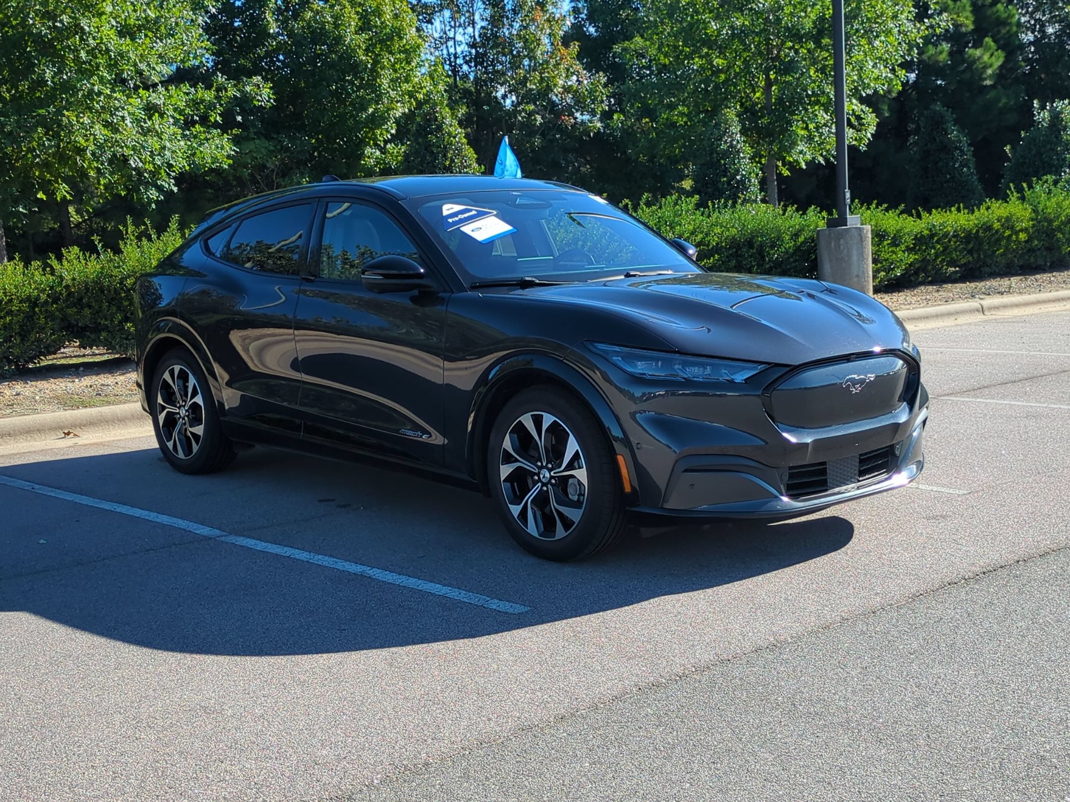 Used 2022 Ford Mustang Mach-E Premium RWD image 2