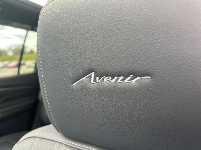New 2026 Buick Enclave Avenir image 21