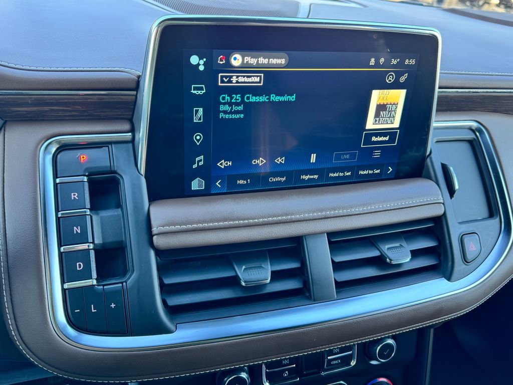 Used 2022 Chevrolet Suburban High Country AWD/4WD image 26