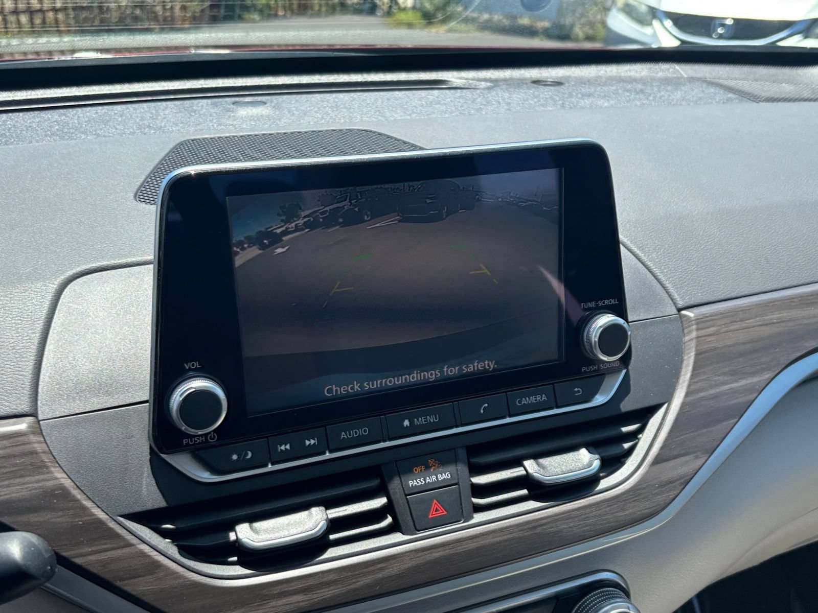 Used 2025 Nissan Altima 2.5 SV FWD image 24
