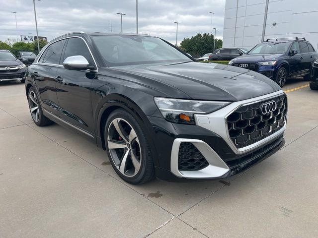 Used 2024 Audi SQ8 Premium Plus w/ Executive Package image 9