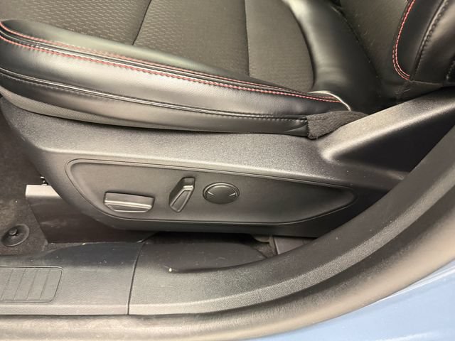 Used 2025 Ford Escape ST-Line w/ Tech Pack #1 FWD image 28