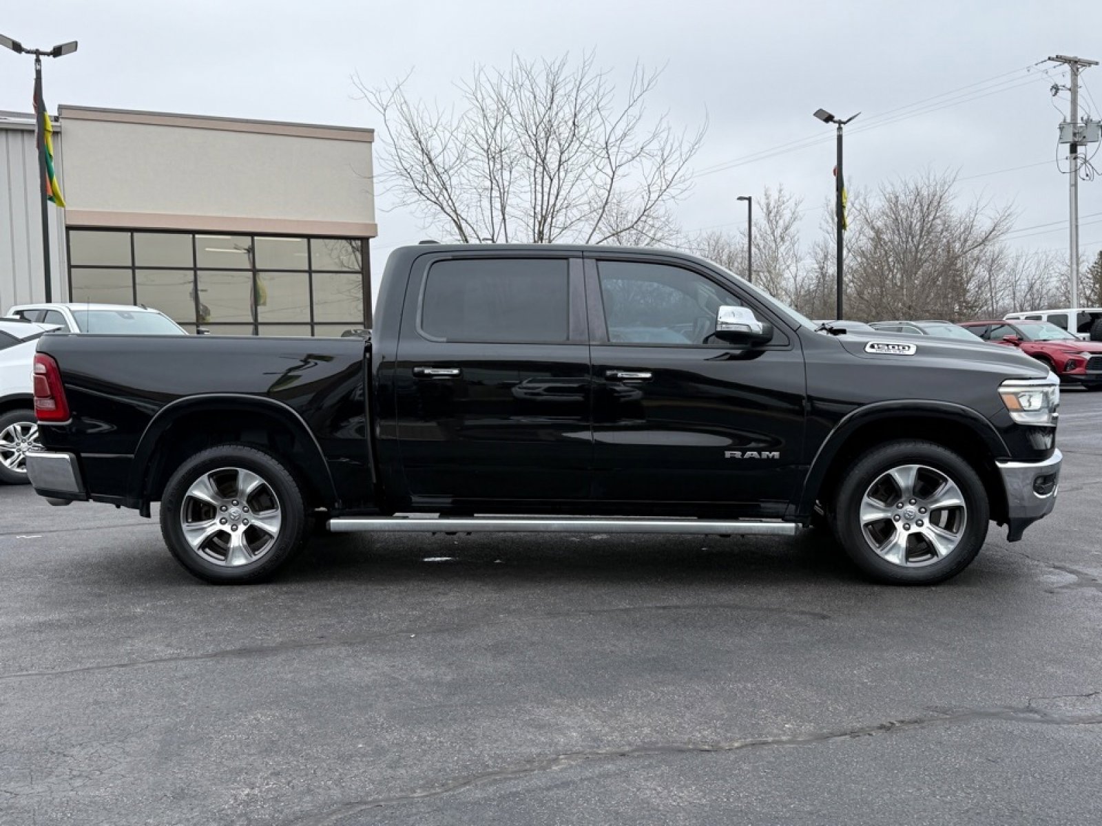 Used 2019 RAM 1500 Laramie image 9