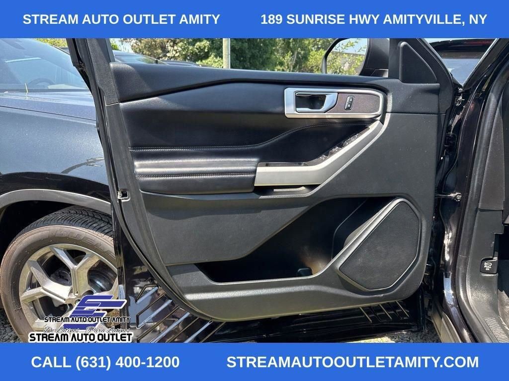 Used 2022 Ford Explorer XLT image 37