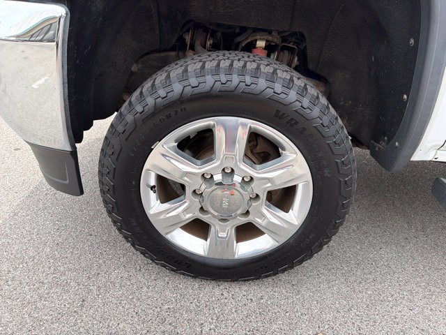 Used 2017 GMC Sierra 2500 SLT w/ Duramax Plus Package AWD/4WD image 28