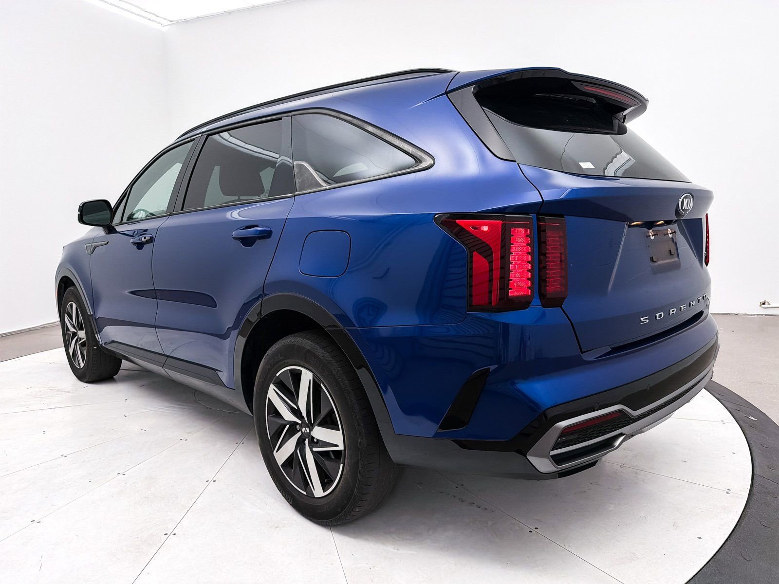 Used 2021 Kia Sorento S image 14