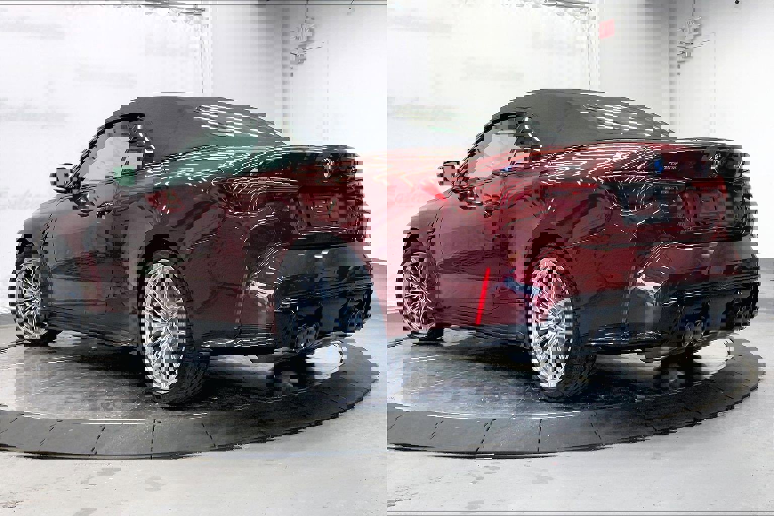 Used 2025 BMW M4 xDrive Competition image 10