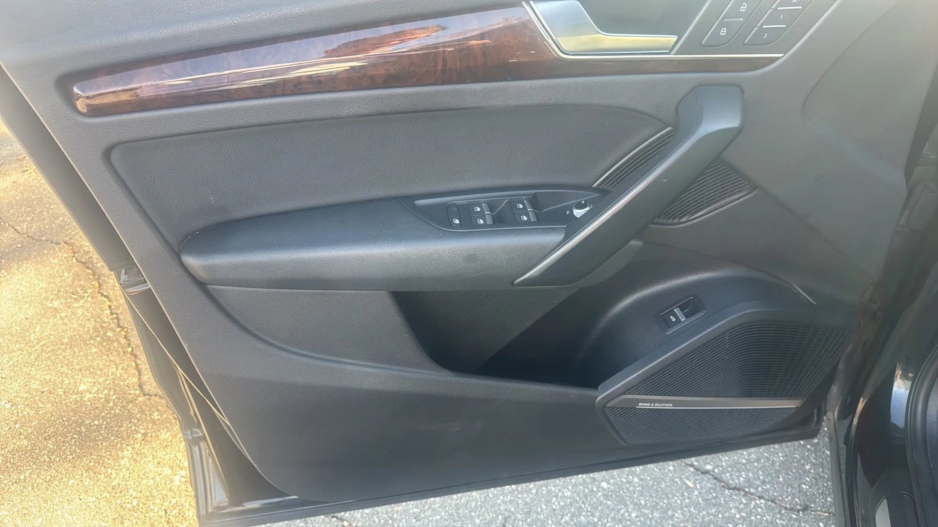 Used 2018 Audi Q5 2.0T Premium Plus w/ Premium Plus Package image 17