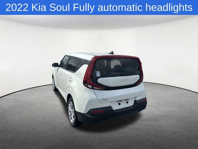 Used 2022 Kia Soul LX image 21