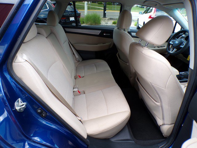 Used 2016 Subaru Outback 2.5i Premium AWD/4WD image 19