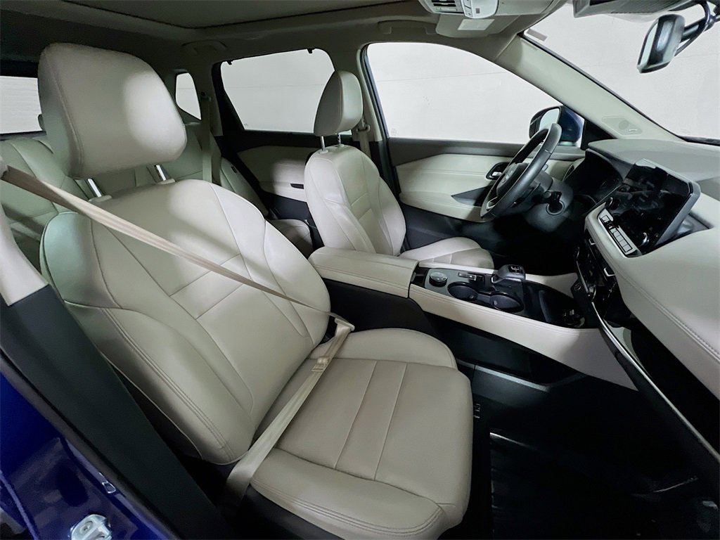 Used 2022 Nissan Rogue SL w/ SL Premium Package image 25