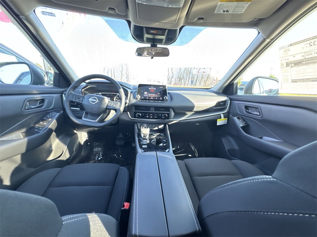 New 2026 Nissan Rogue S image 10