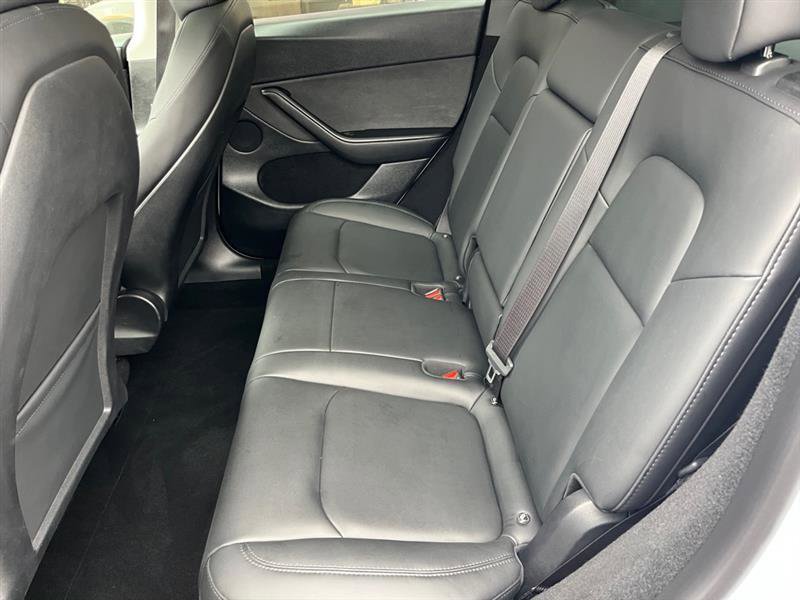 Used 2024 Tesla Model Y Long Range image 19
