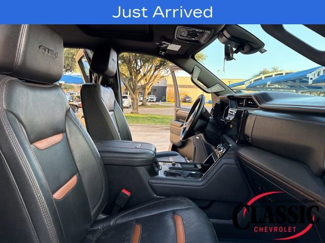 Used 2024 GMC Sierra 2500 AT4 w/ AT4 Premium Plus Package image 25