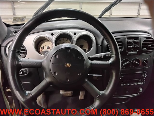 Used 2004 Chrysler PT Cruiser Limited FWD image 11
