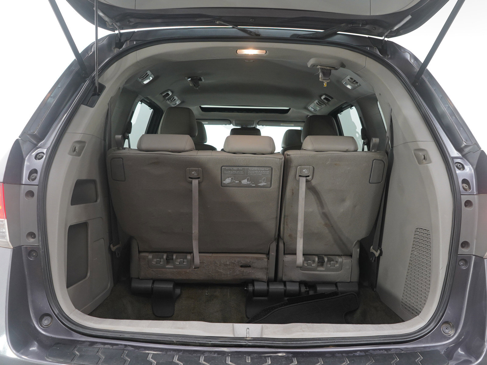 Used 2014 Honda Odyssey EX-L image 19