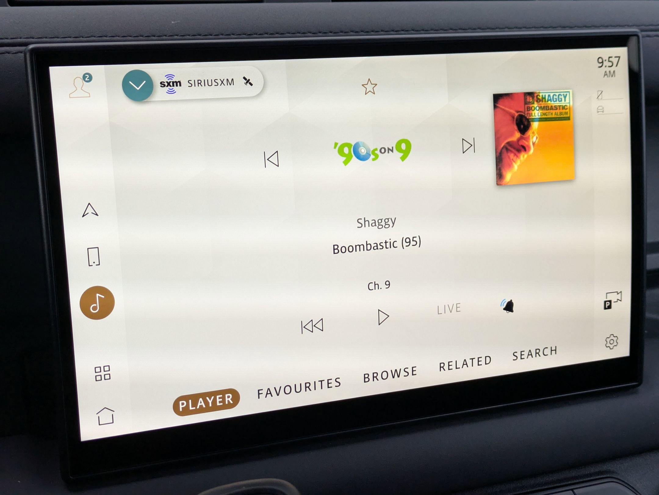 Used 2024 Land Rover Defender 130 X-Dynamic SE image 19