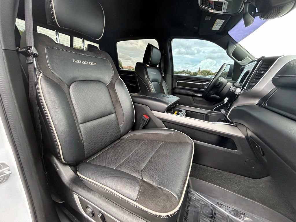 Used 2023 RAM 1500 Laramie RWD image 31