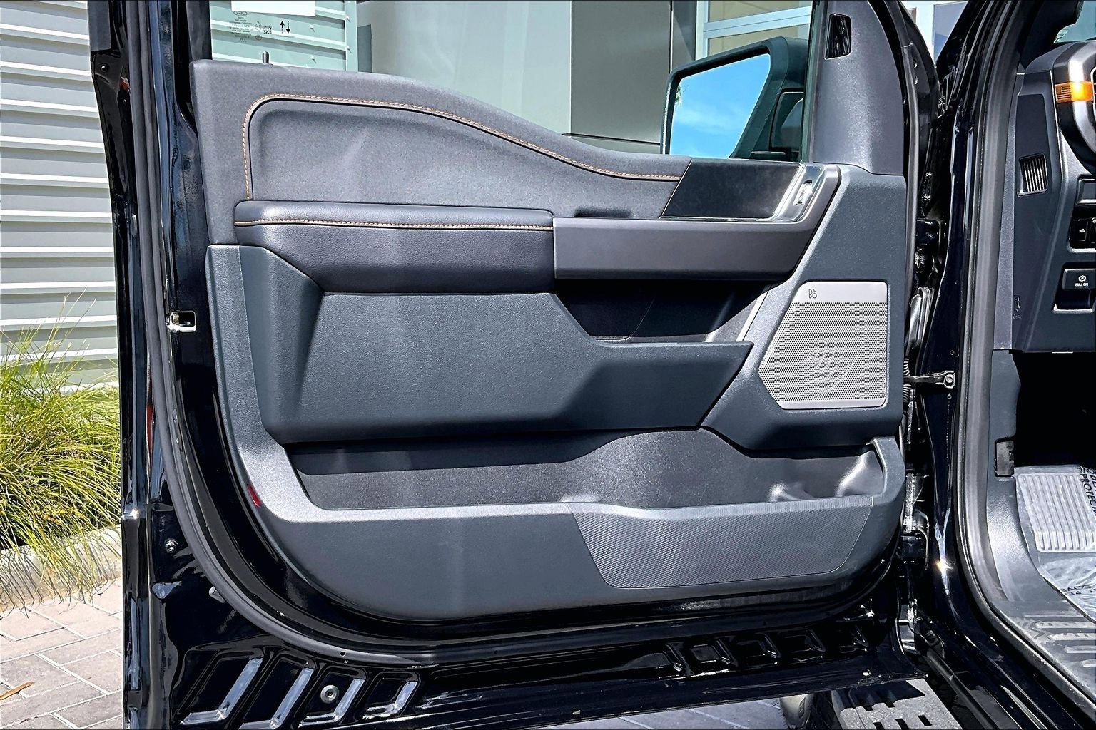 Used 2025 Ford F150 Tremor w/ Tow/Haul Package image 23