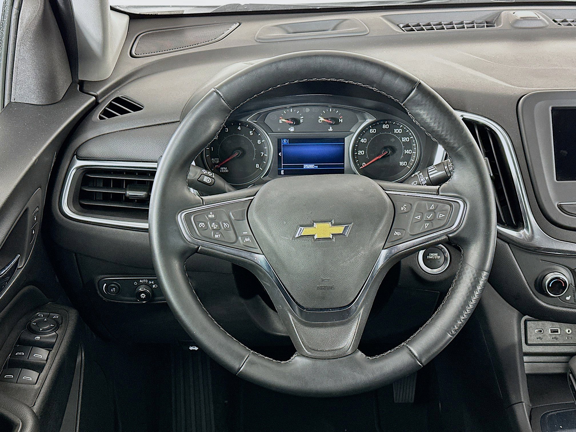 Used 2024 Chevrolet Equinox LT image 18