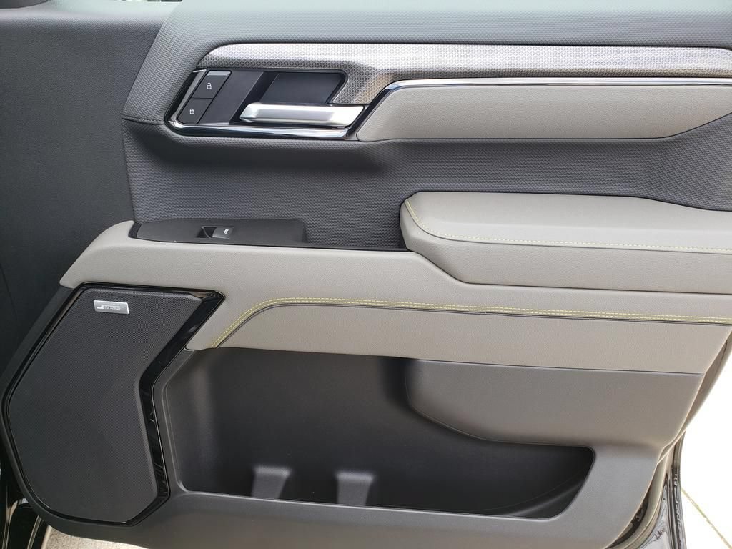 New 2026 Chevrolet Silverado 1500 ZR2 AWD/4WD image 24