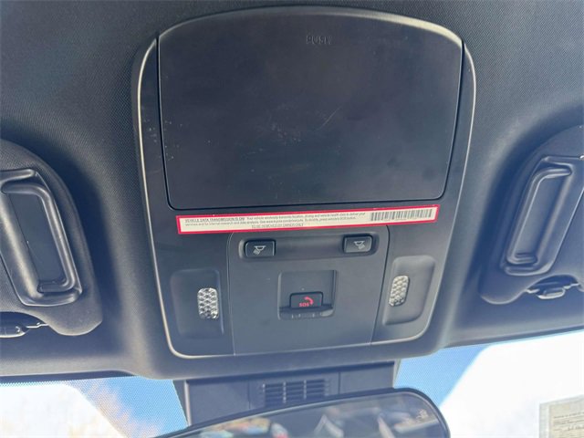 Used 2025 Toyota Camry SE image 31