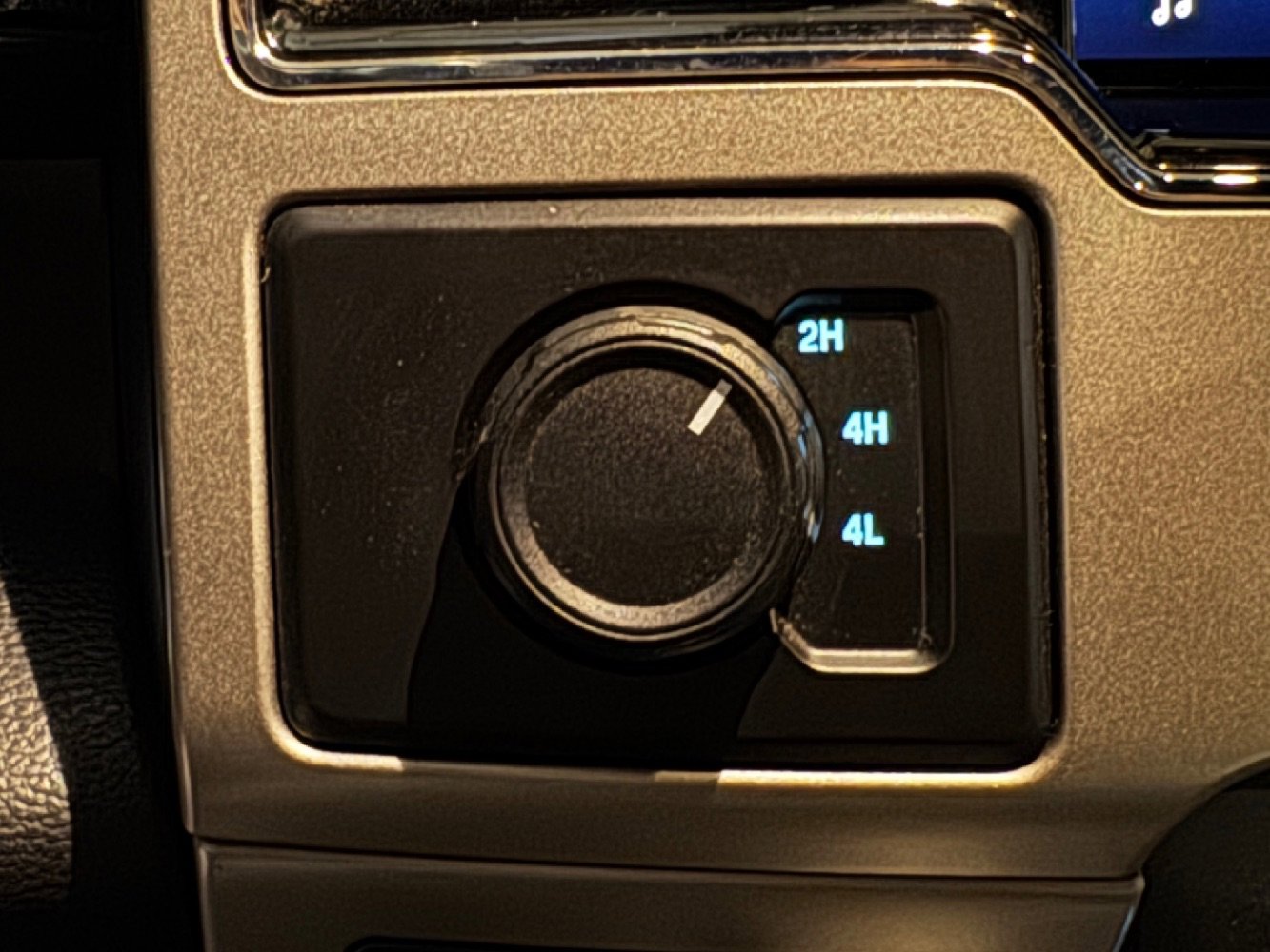 Used 2022 Ford F250 Lariat w/ Lariat Ultimate Package image 35