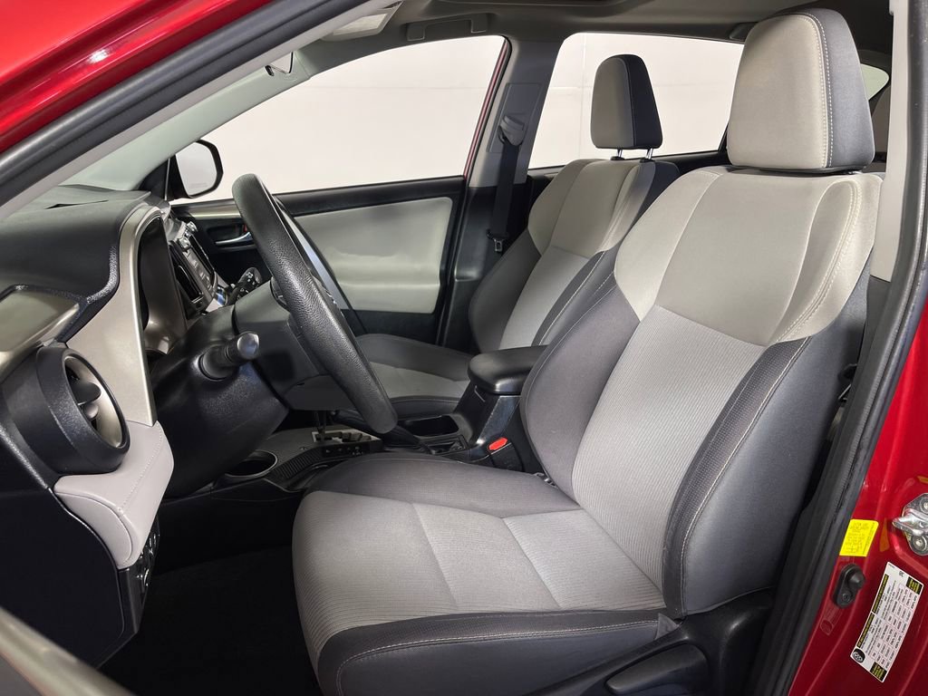 Used 2015 Toyota RAV4 XLE FWD image 12