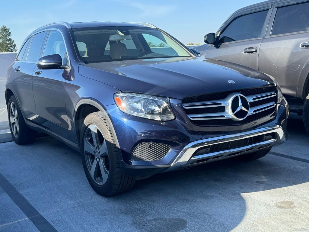 Used 2016 Mercedes-Benz GLC 300 4MATIC image 1