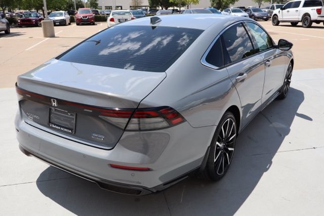 Used 2025 Honda Accord Touring image 5