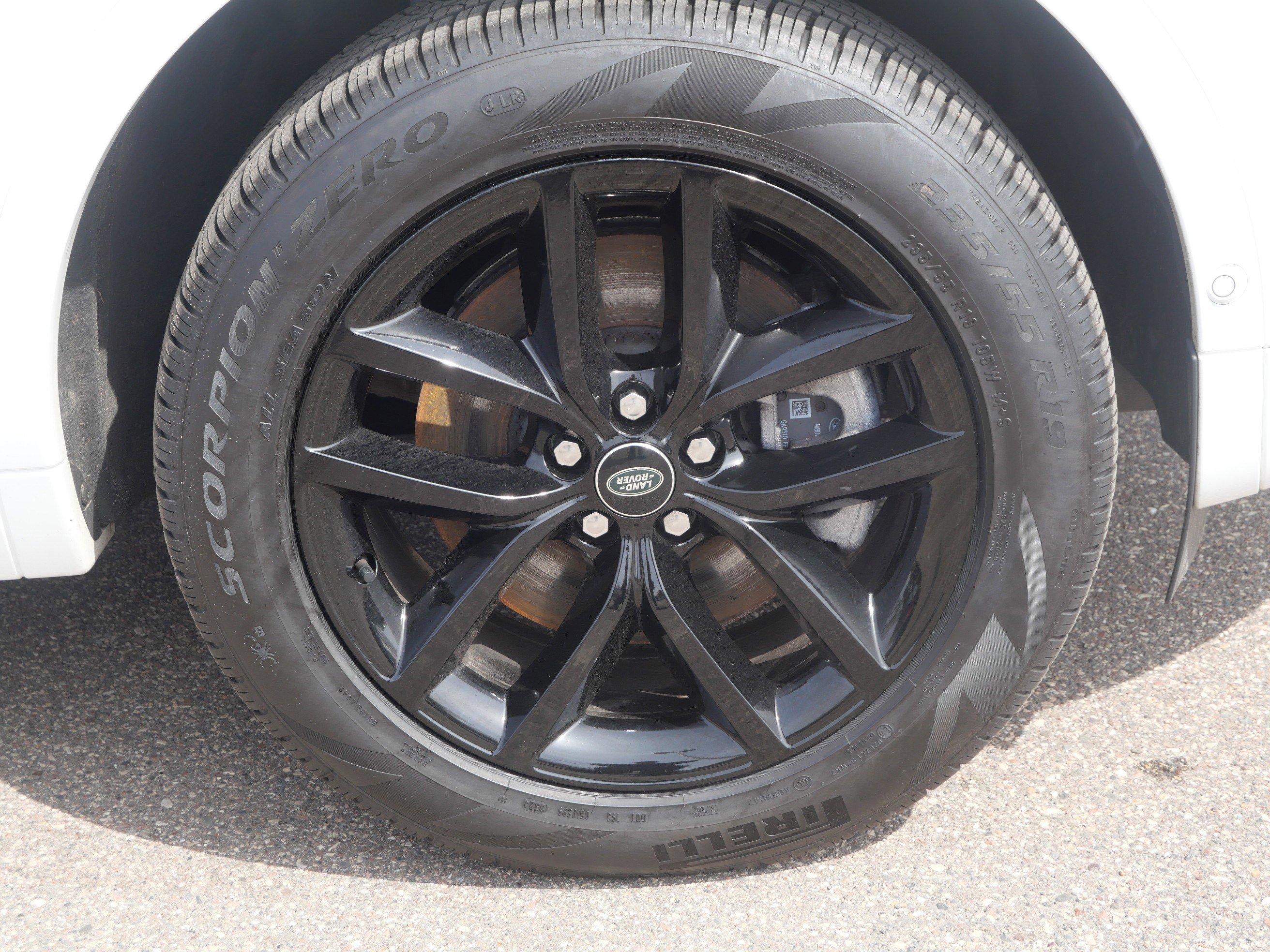 Certified 2024 Land Rover Discovery Sport S image 10