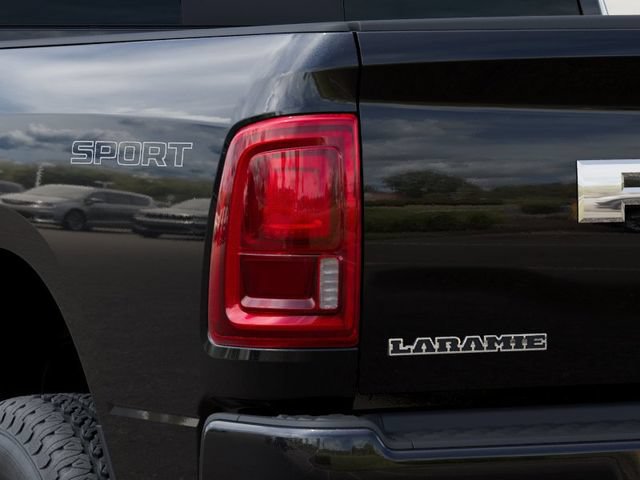 New 2026 RAM 2500 Laramie w/ Sport Appearance Package AWD/4WD image 9