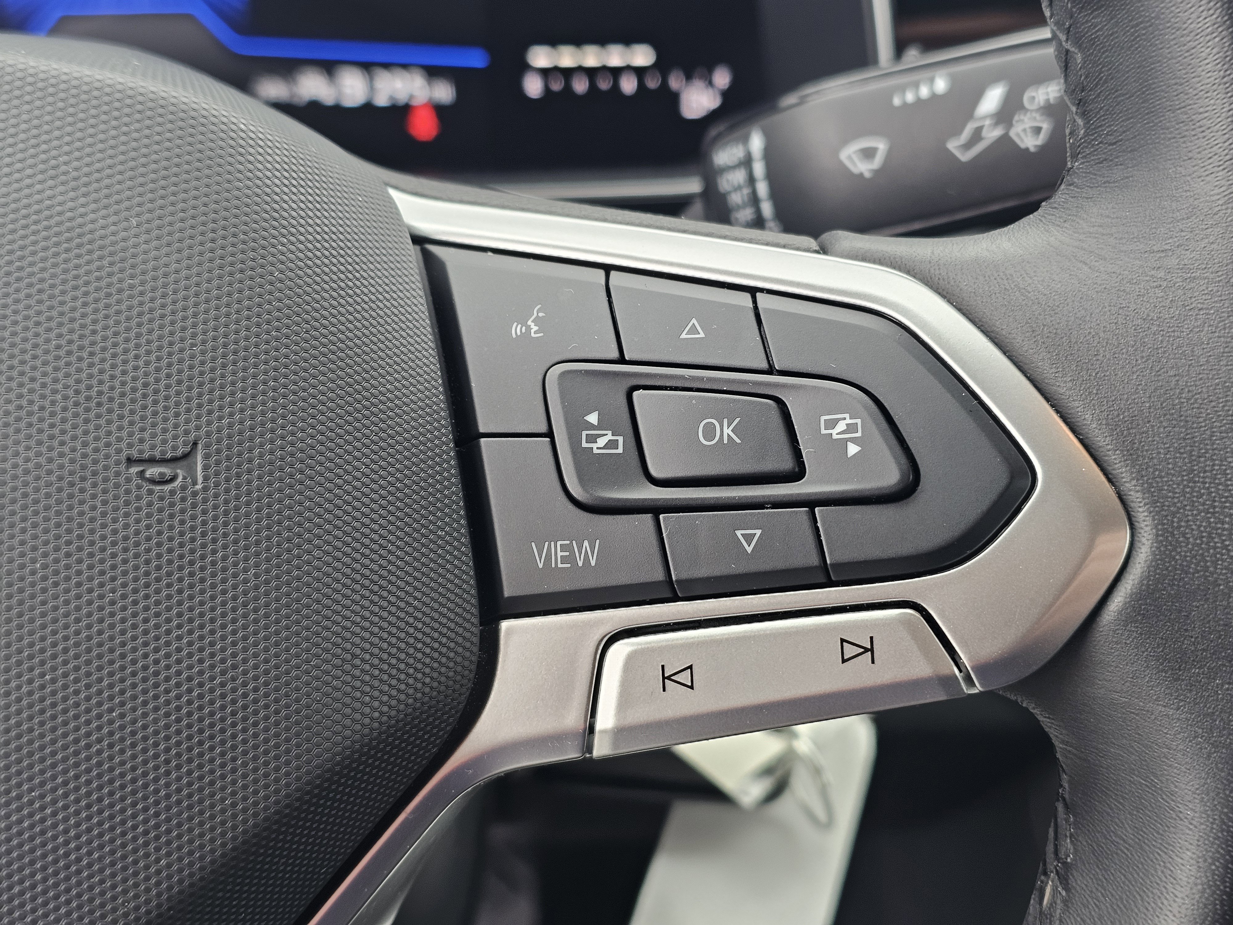 Used 2025 Volkswagen Jetta S image 18