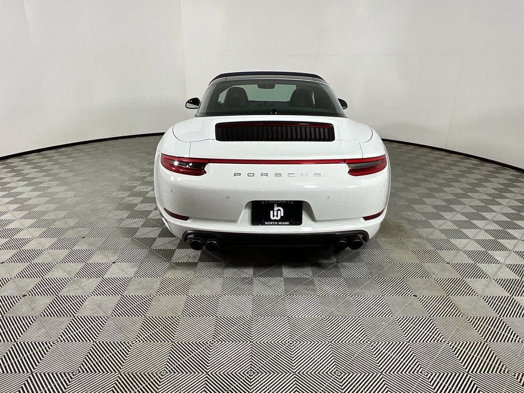 Used 2018 Porsche 911 Targa 4 GTS image 4