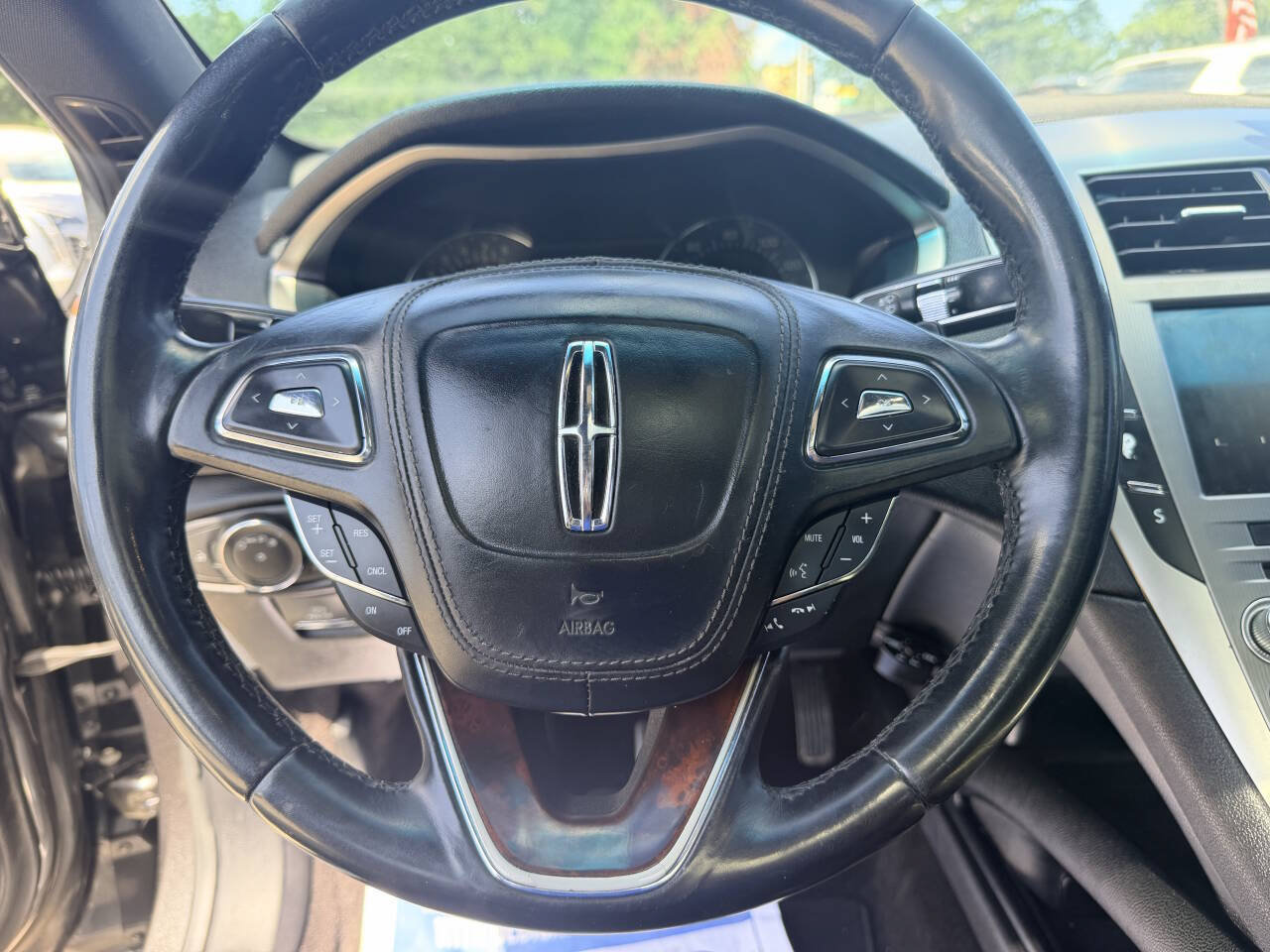 Used 2017 Lincoln MKZ Reserve FWD image 26