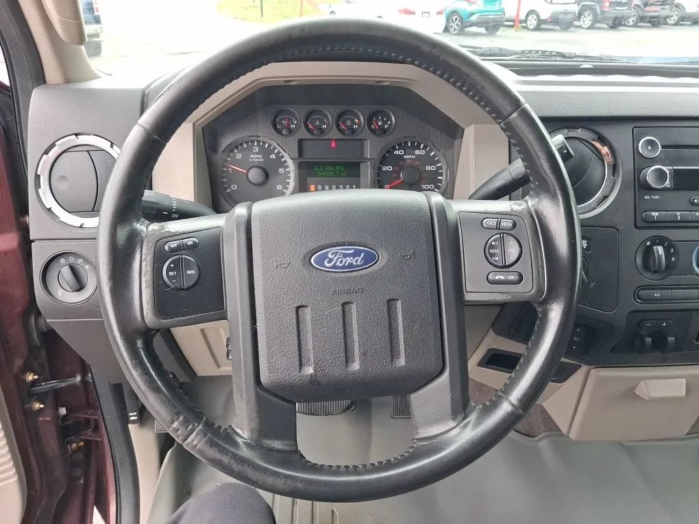 Used 2009 Ford F250 FX4 AWD/4WD image 9