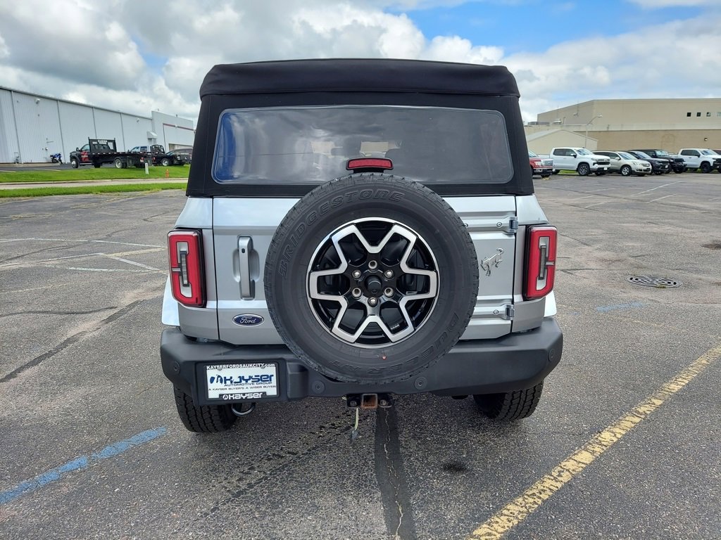 Used 2023 Ford Bronco Outer Banks image 13