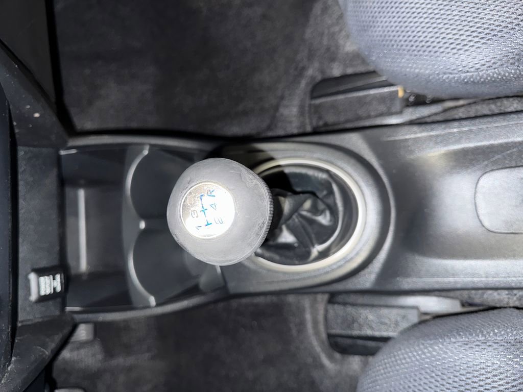 Used 2013 Honda Fit Sport image 22