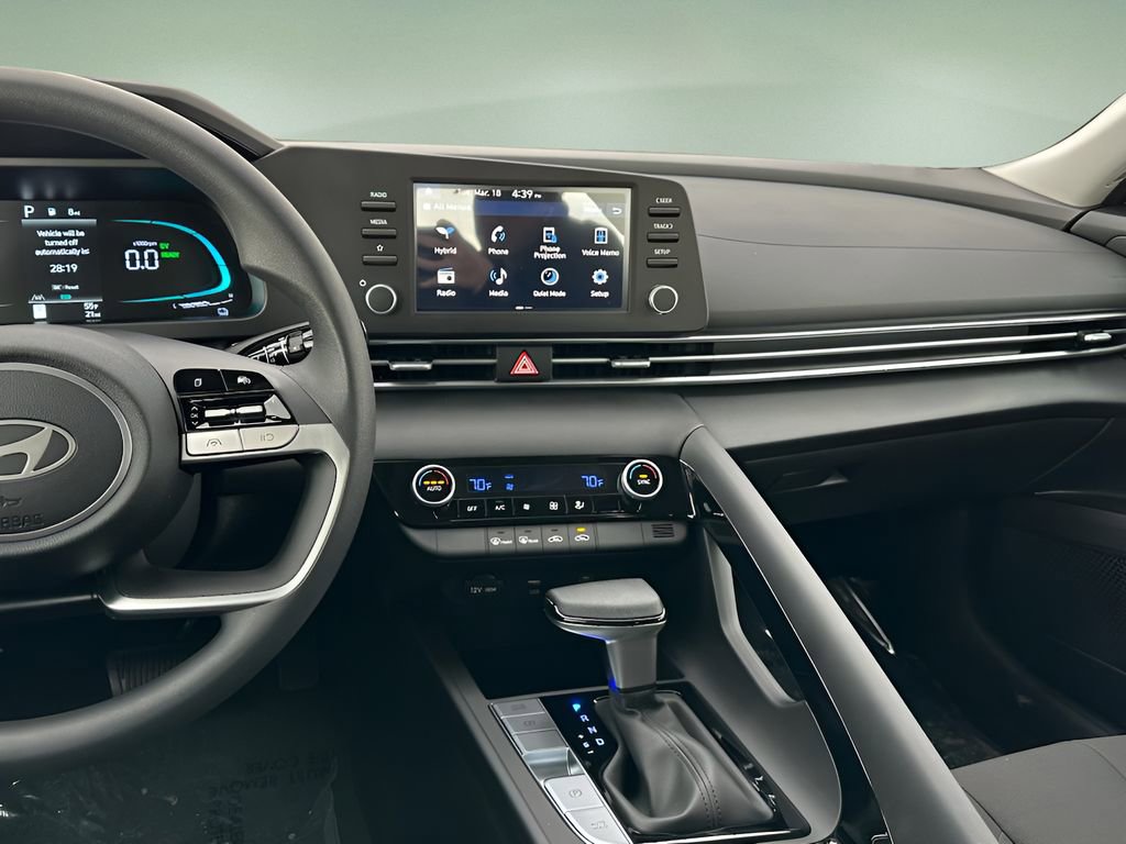 New 2025 Hyundai Elantra Blue image 19
