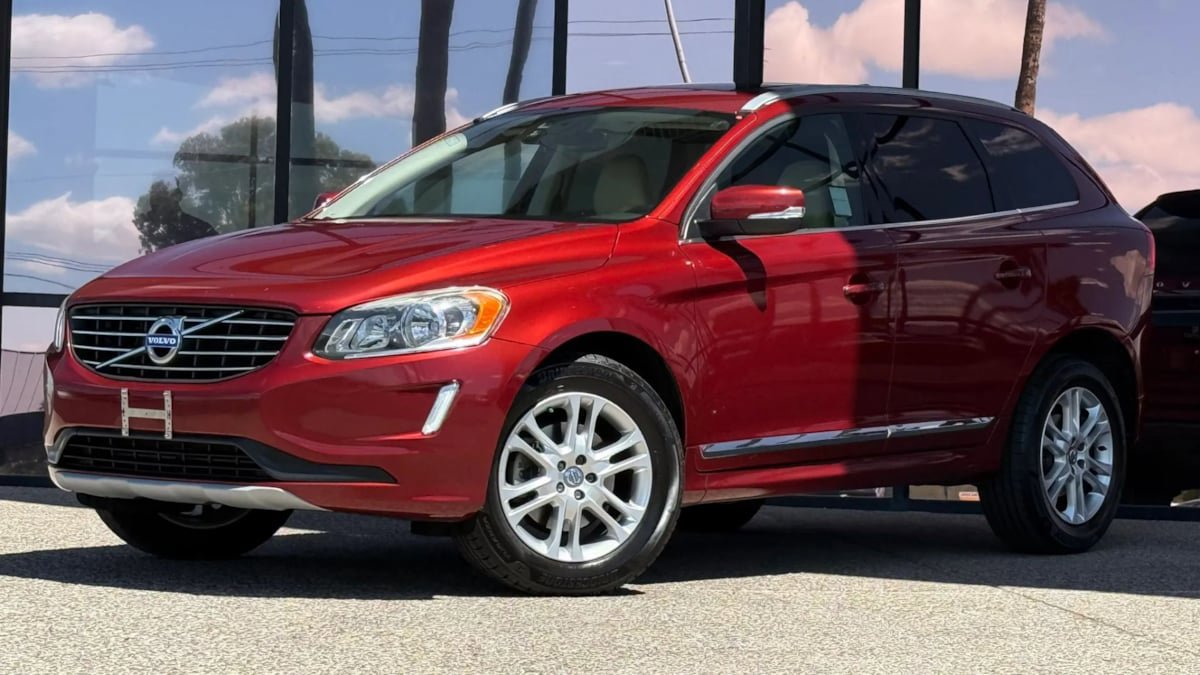Used 2016 Volvo XC60 T5 Premier FWD image 2