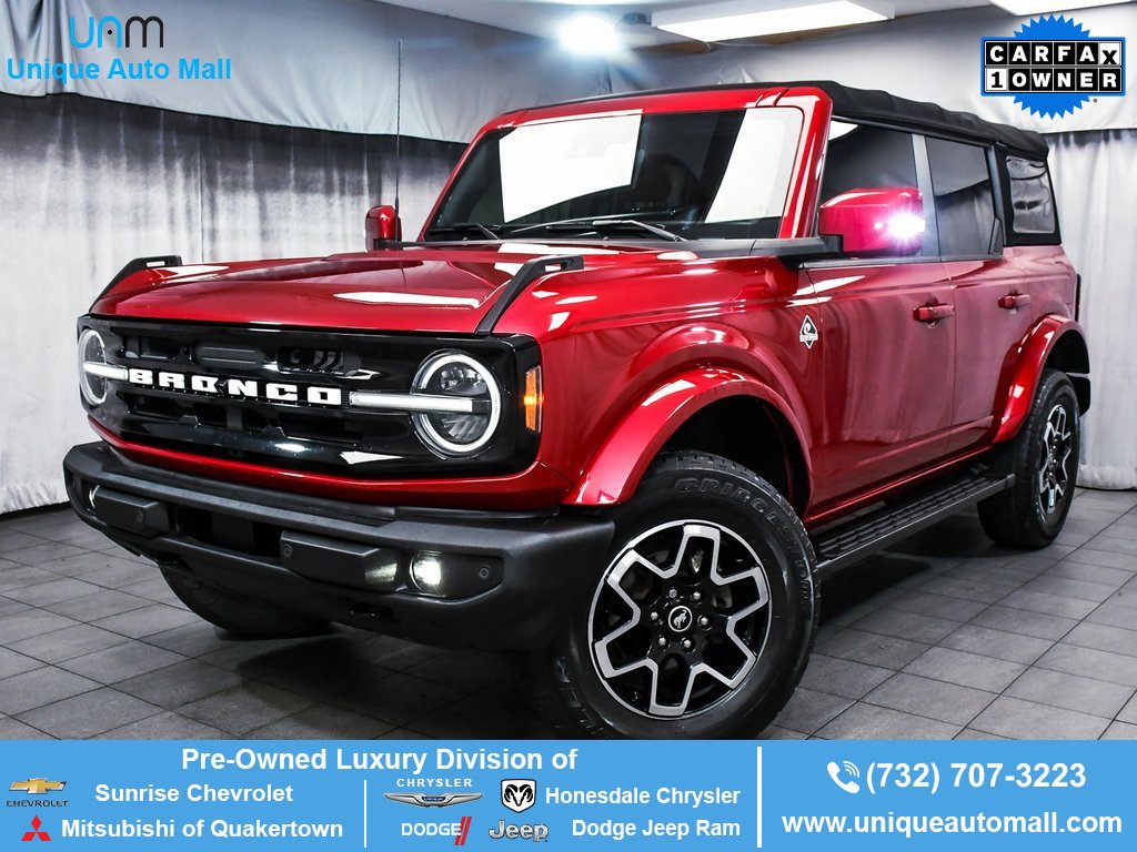 Used 2021 Ford Bronco Outer Banks image 1