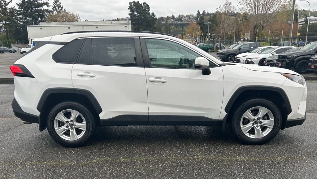 Certified 2021 Toyota RAV4 XLE image 4