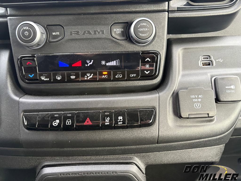 New 2024 RAM ProMaster Tradesman w/ Delivery Van Package image 18