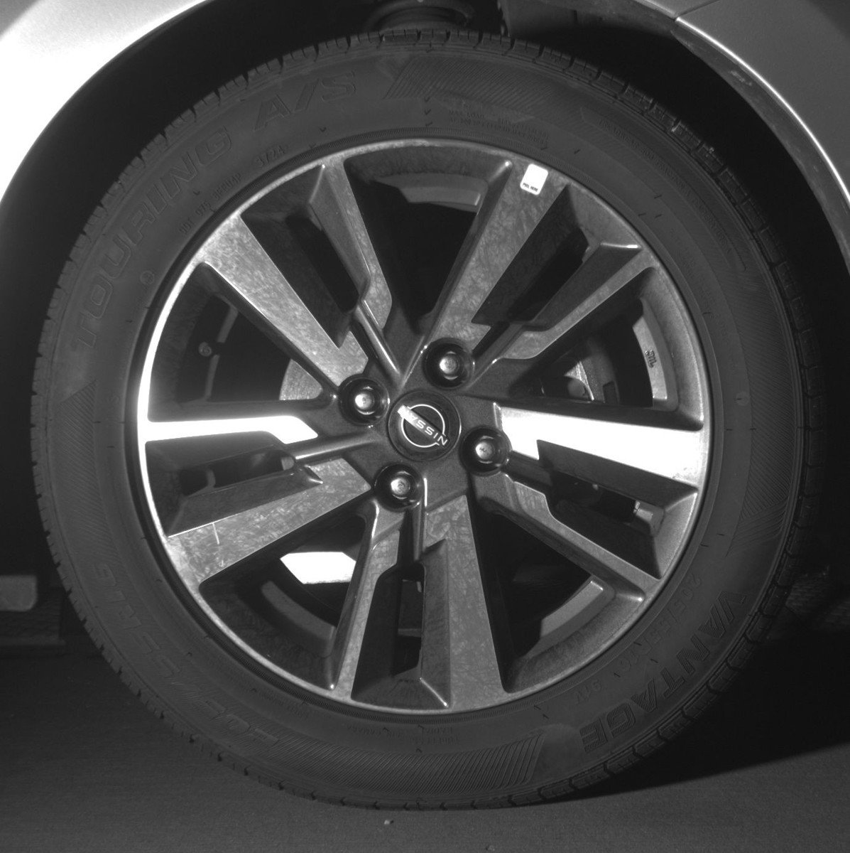 Used 2025 Nissan Versa SV image 13